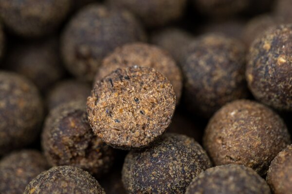 Black Label Baits Crawling Bug 24mm 3,5kg