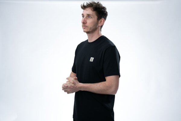 Nash Make It Happen Badge T Shirt Black S