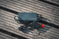 Voltacase Ladegerät 12V